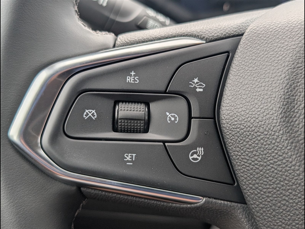 New 2026 Mosaic Black Metallic Chevrolet LT image 17