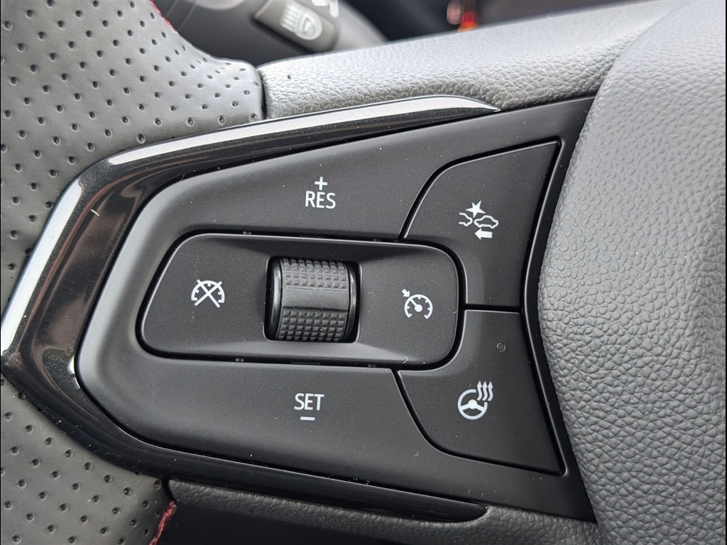 New 2026 Summit White Chevrolet RS image 17