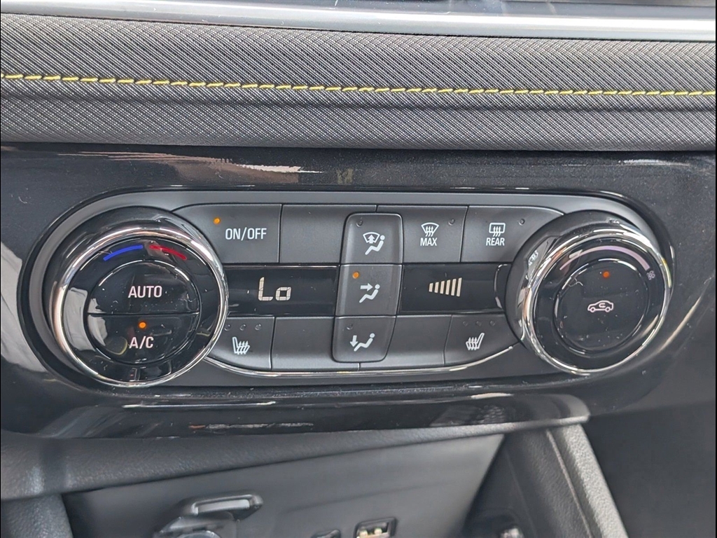 New 2026 Cacti Green Chevrolet ACTIV image 17