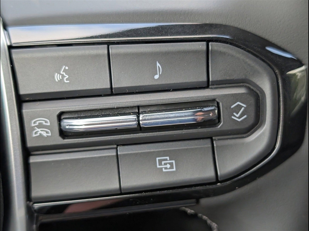 New 2026 Summit White Chevrolet Work Truck image 18