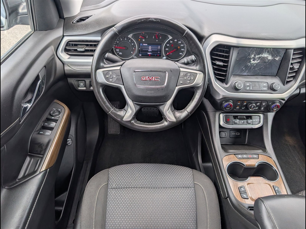 Used 2020 Satin Steel Metallic GMC SLE image 18