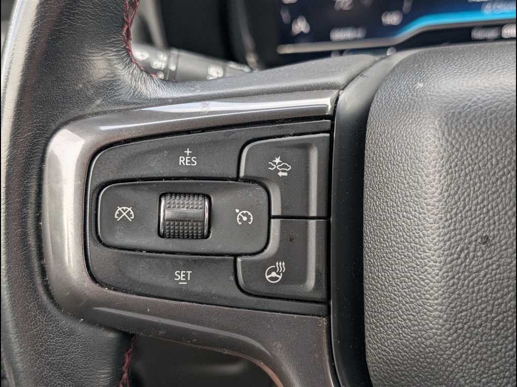 Used 2022 Black Chevrolet RST image 18