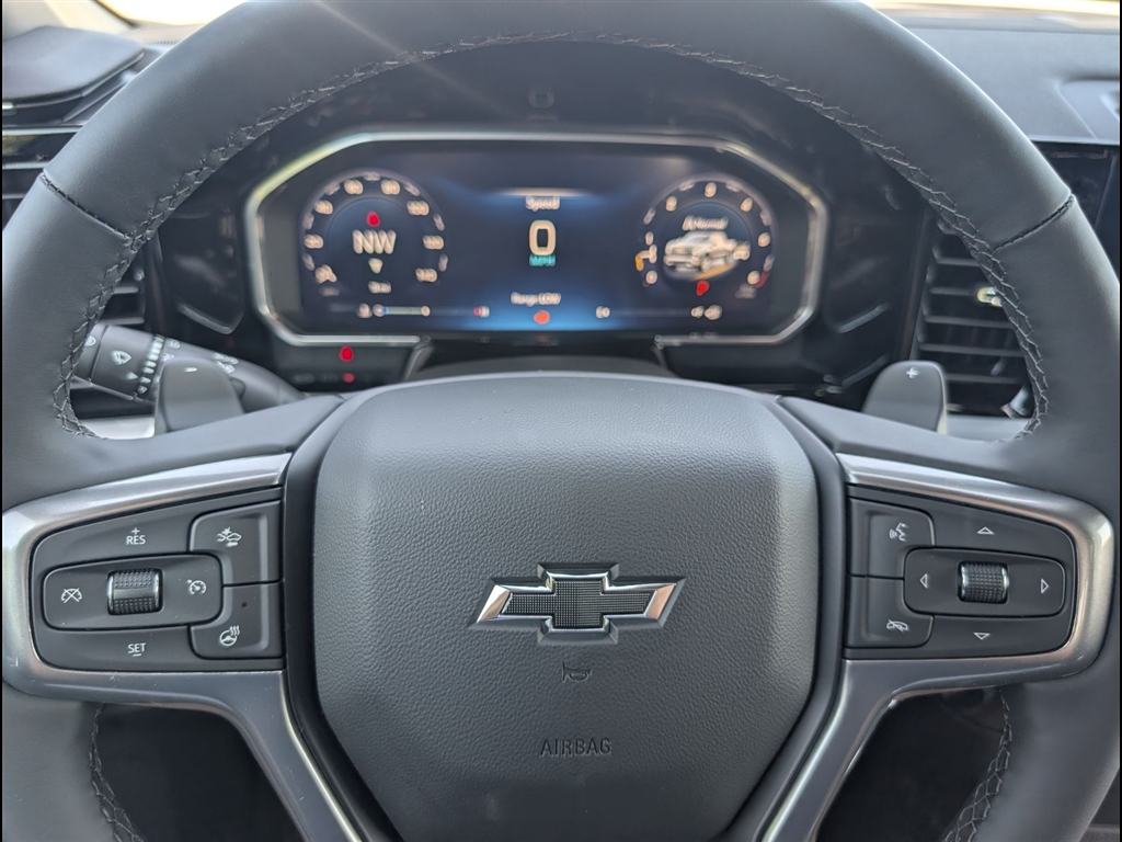 New 2026 Summit White Chevrolet RST image 18