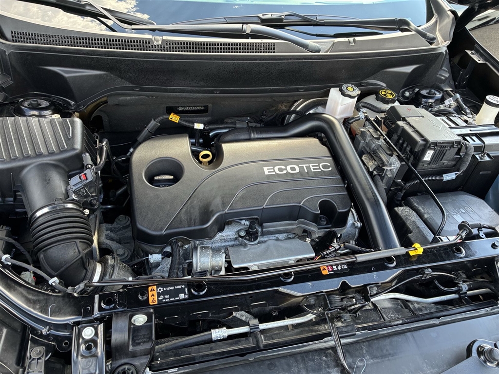 Used 2020 Mosaic Black Metallic Chevrolet LT image 18