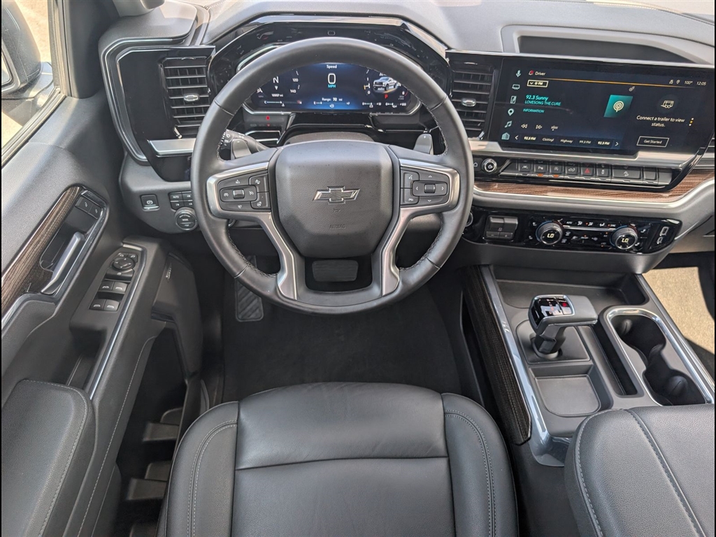 Used 2026 Sterling Gray Metallic Chevrolet LT Trail Boss image 18