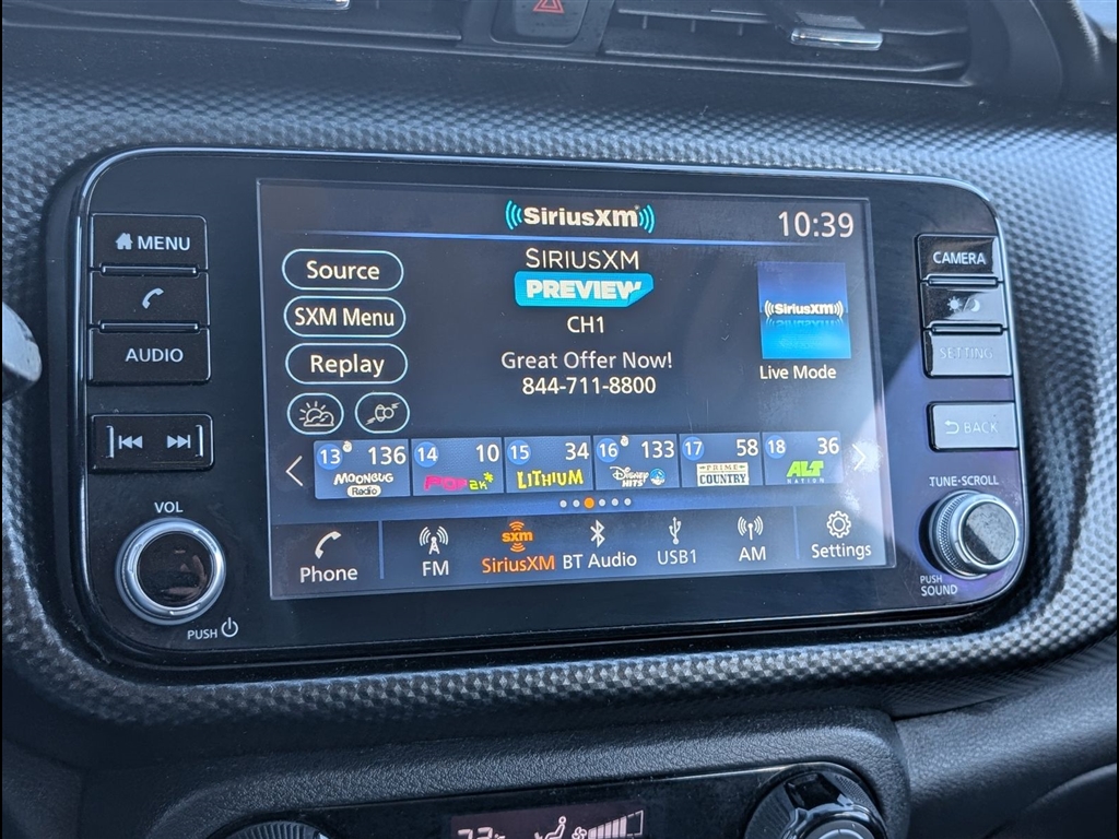 Used 2022 Scarlet Ember Tintcoat Nissan SV image 18