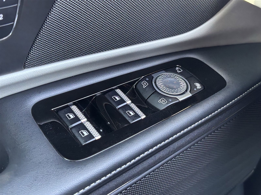 Used 2024 Silver Radiance Lincoln Reserve image 18