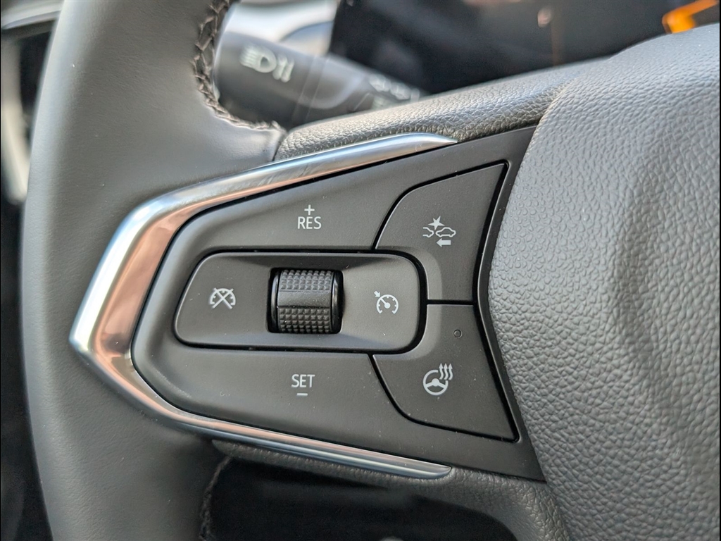 New 2026 Mosaic Black Metallic Chevrolet LT image 18