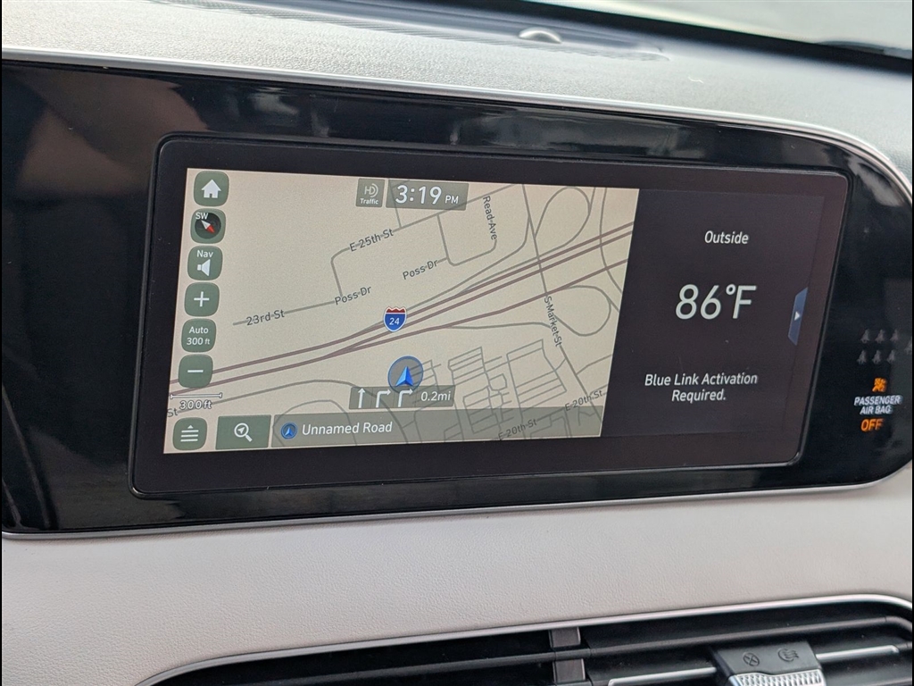 Used 2021 Hyper White Hyundai SEL image 18