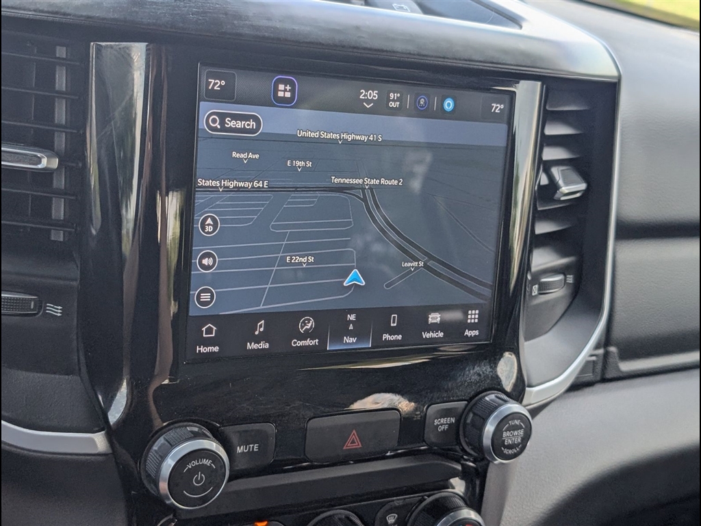 Used 2022 Diamond Black Crystal Pearl Coat RAM Big Horn image 19