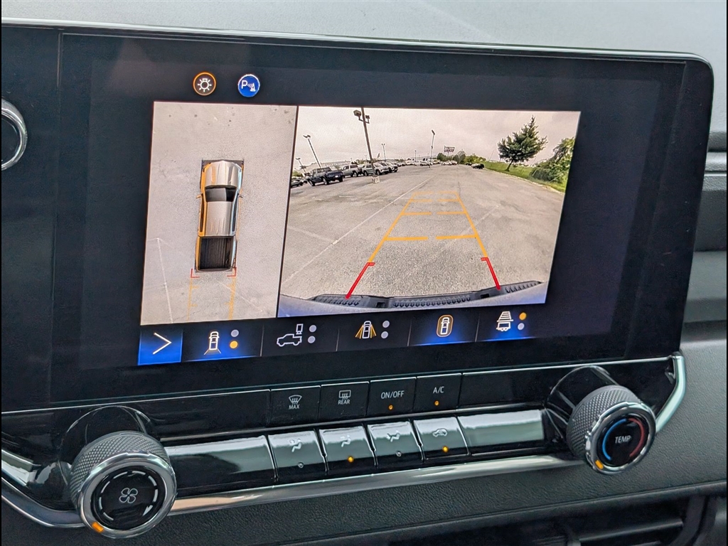 Used 2023 Glacier Blue Metallic Chevrolet Trail Boss image 19