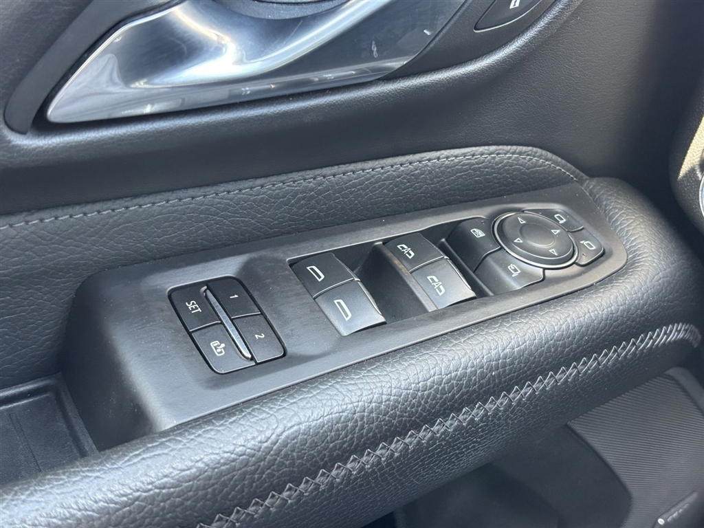 Used 2023 Midnight Blue Metallic GMC Denali image 19