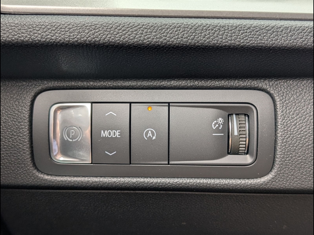 New 2026 Polar White Tricoat Chevrolet LT image 19