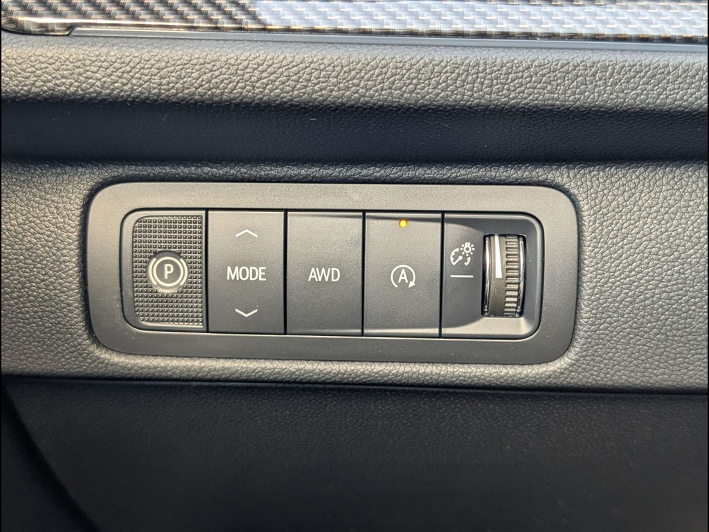 New 2027 Sterling Gray Metallic Chevrolet Z71 image 19