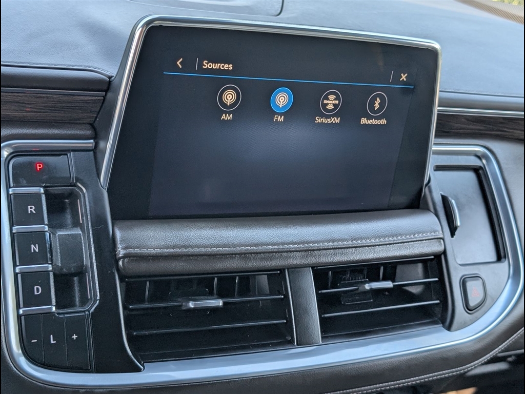 Used 2021 Shadow Gray Metallic Chevrolet Z71 image 19