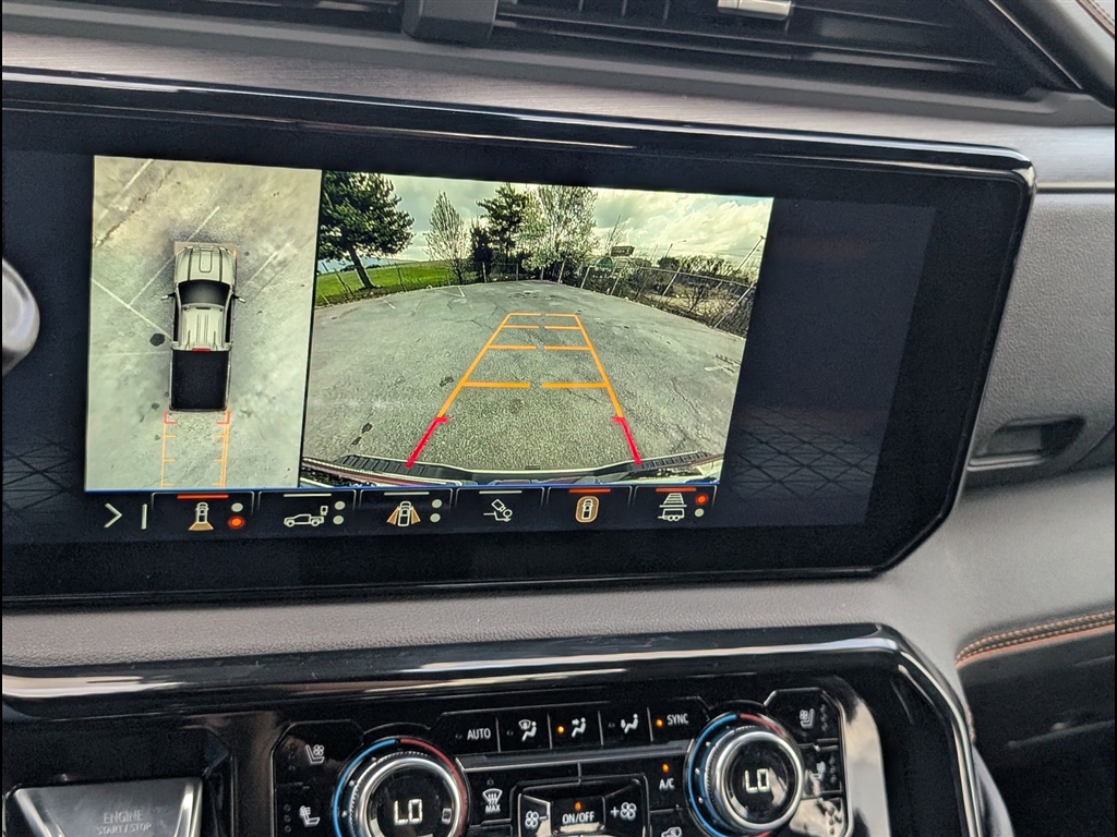 Used 2025 Summit White GMC AT4 image 19