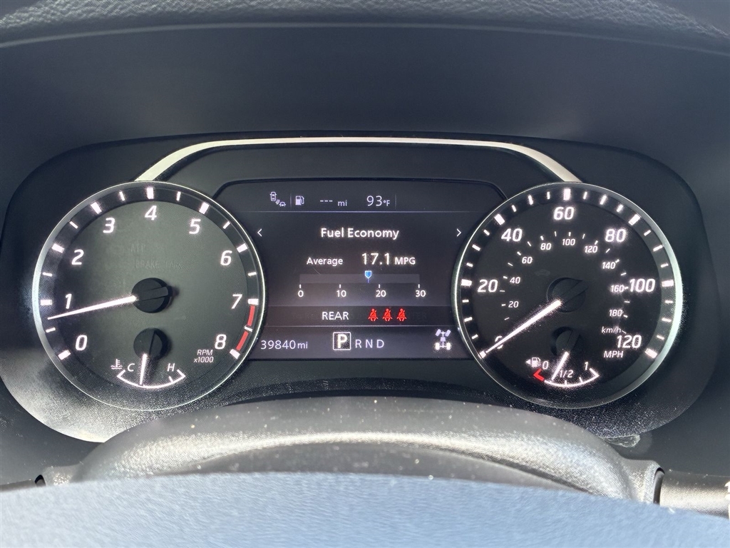 Used 2023 Glacier White Nissan SV image 19