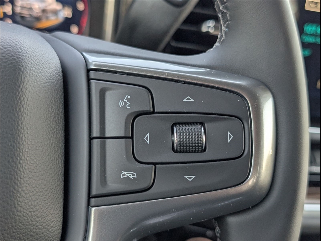 New 2026 Black Chevrolet LT image 19