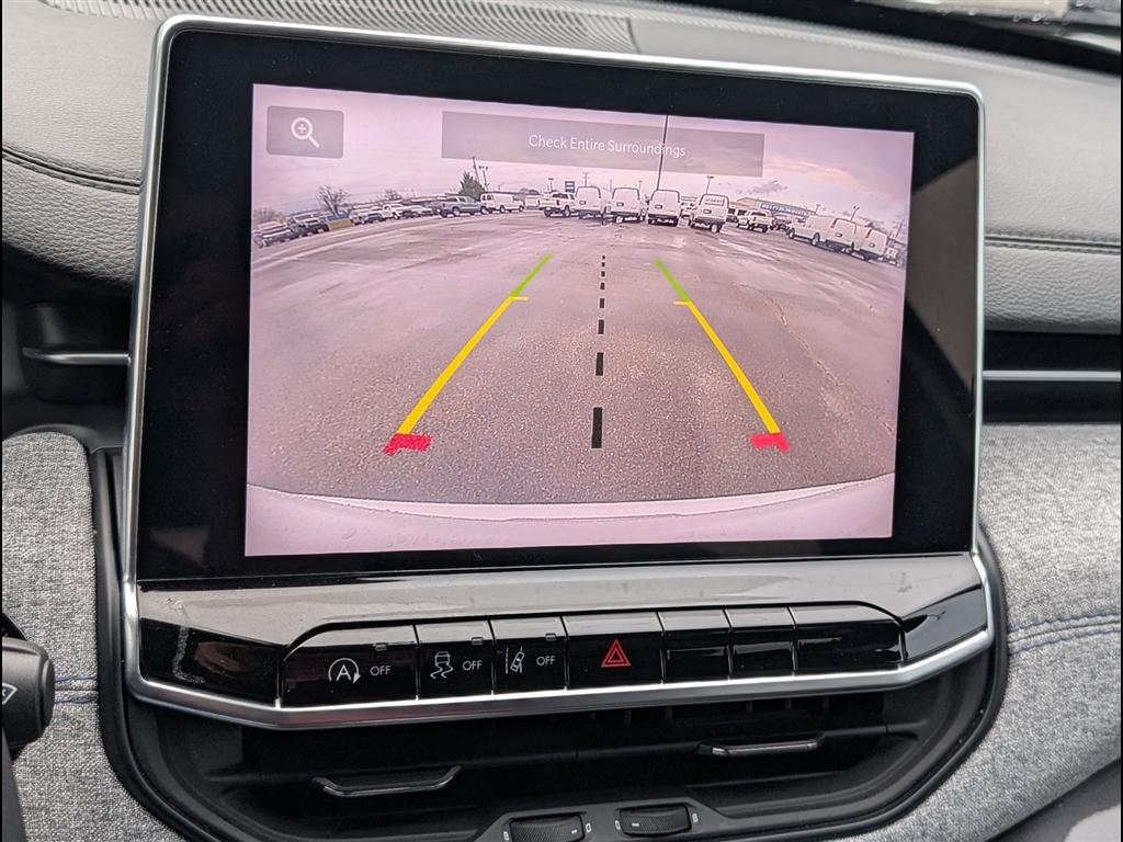 Used 2024 Bright White Clear Coat Jeep Latitude image 19