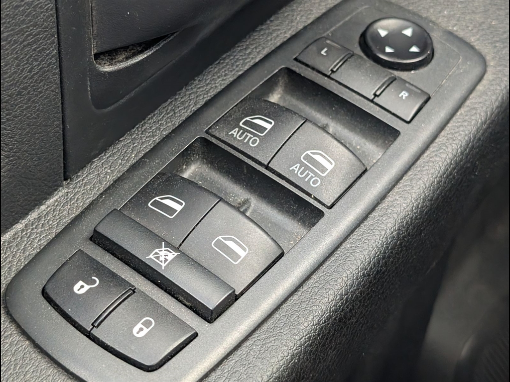 Used 2020 Bright White Clearcoat RAM Tradesman image 19