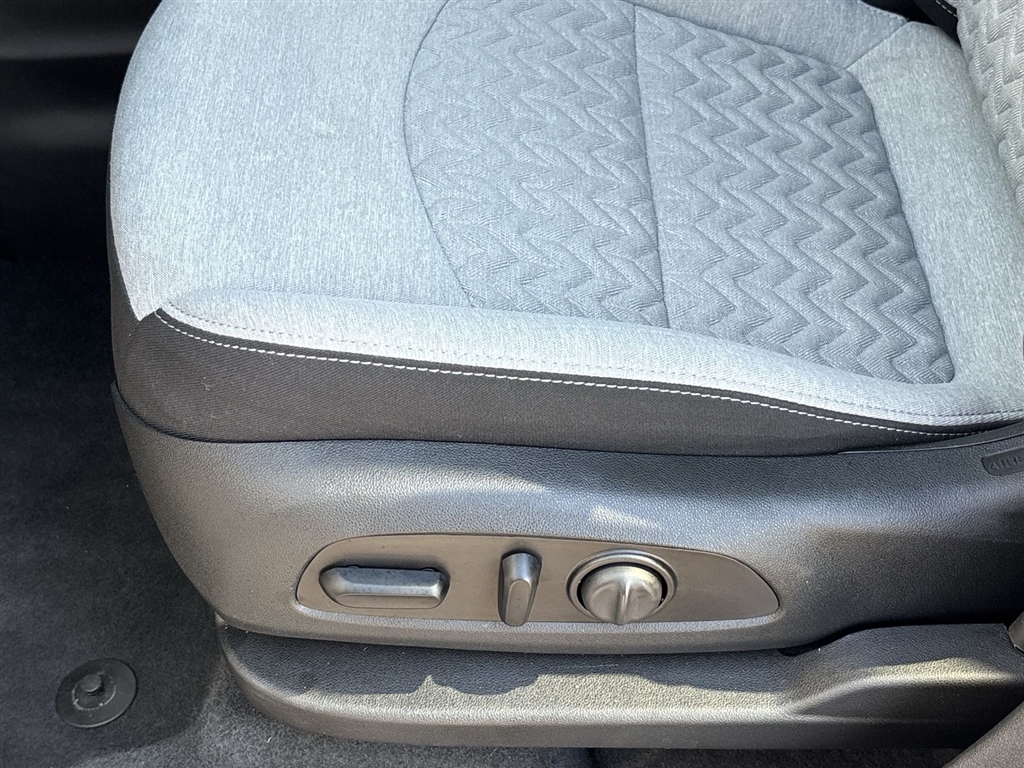 Used 2023 Sterling Gray Metallic Chevrolet LT image 19