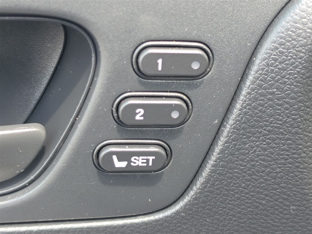 Used 2025 Sonic Gray Pearl Honda Sport-L image 19
