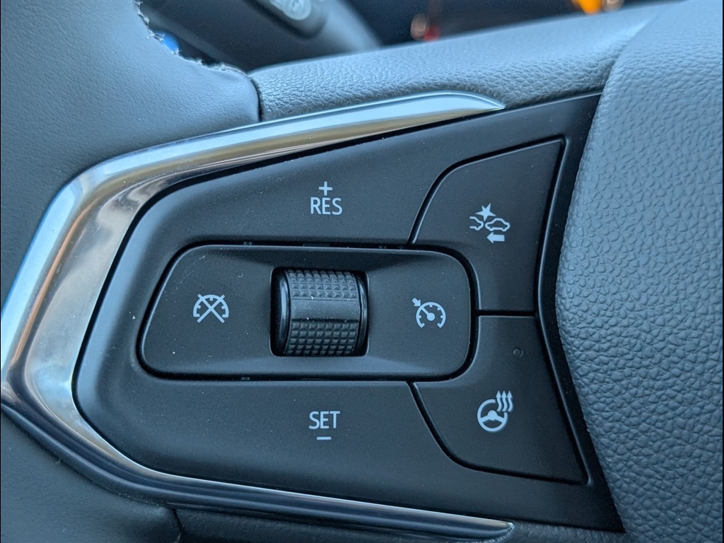 New 2026 Mosaic Black Metallic Chevrolet LT image 19