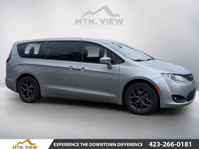 2019 Chrysler Pacifica Touring Plus