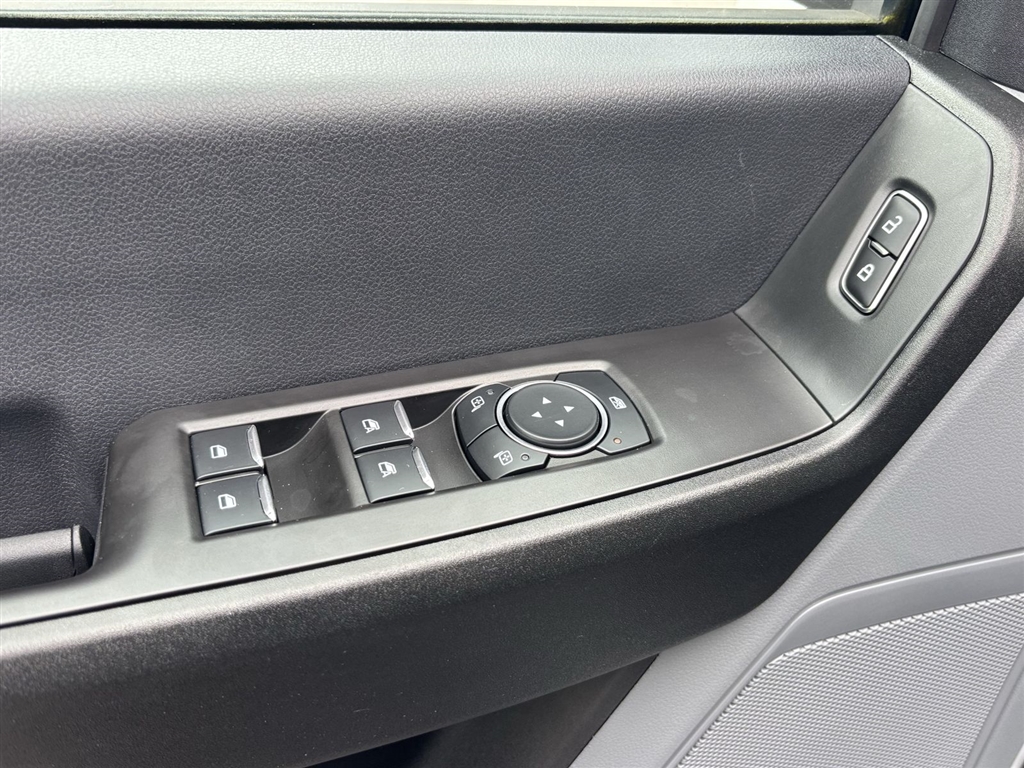 Used 2024 Oxford White Ford XL image 20