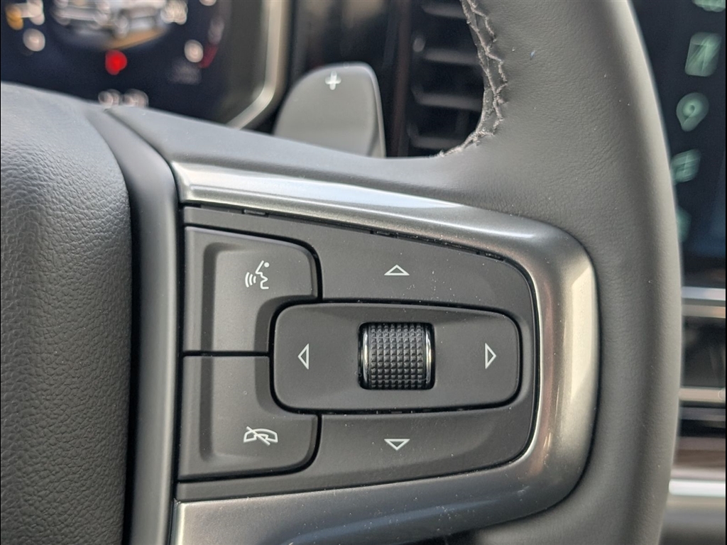 New 2026 Summit White Chevrolet RST image 20