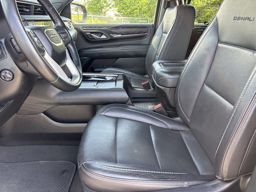 Used 2023 Midnight Blue Metallic GMC Denali image 20