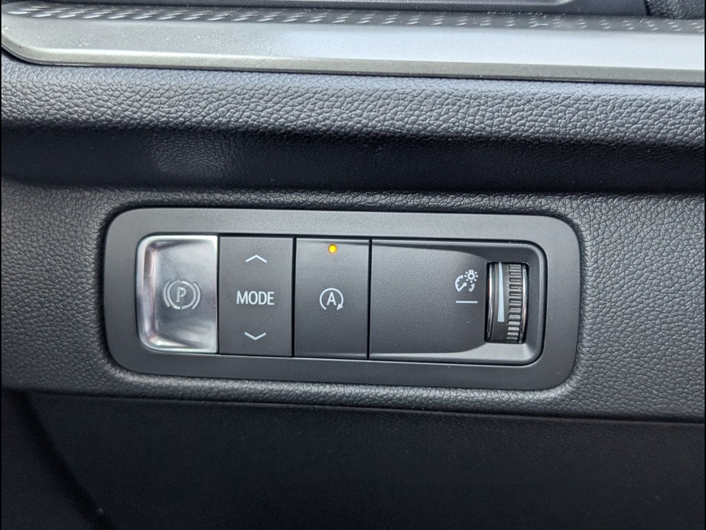 New 2026 Summit White Chevrolet LT image 20