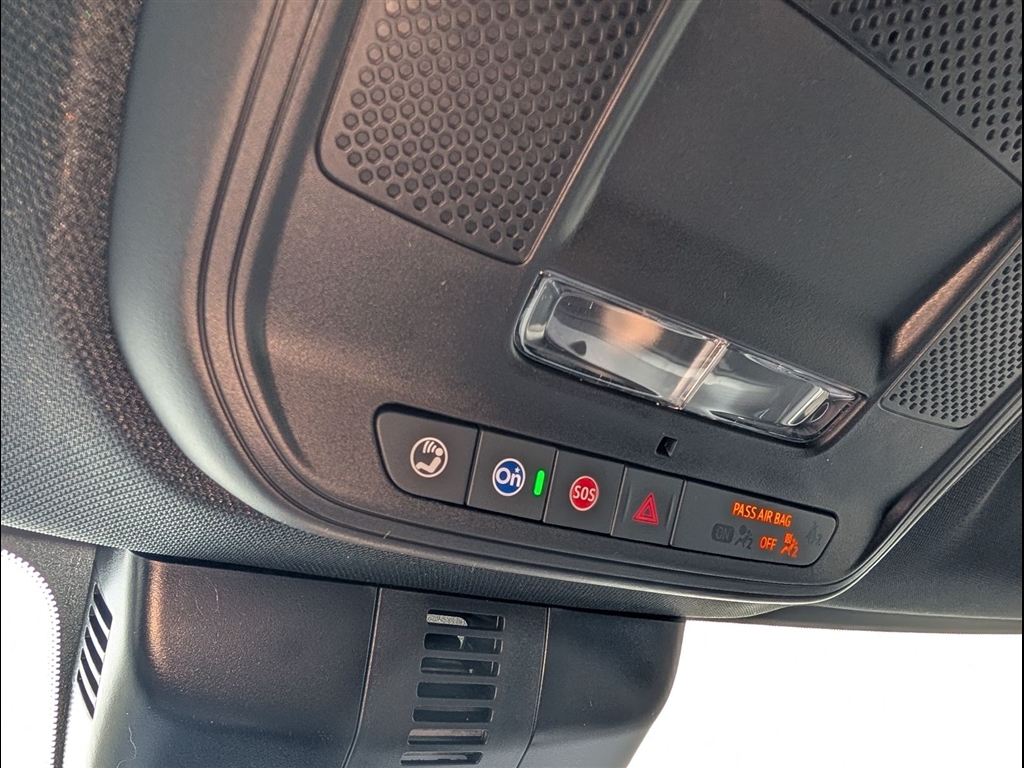 New 2026 Summit White Chevrolet LT image 20