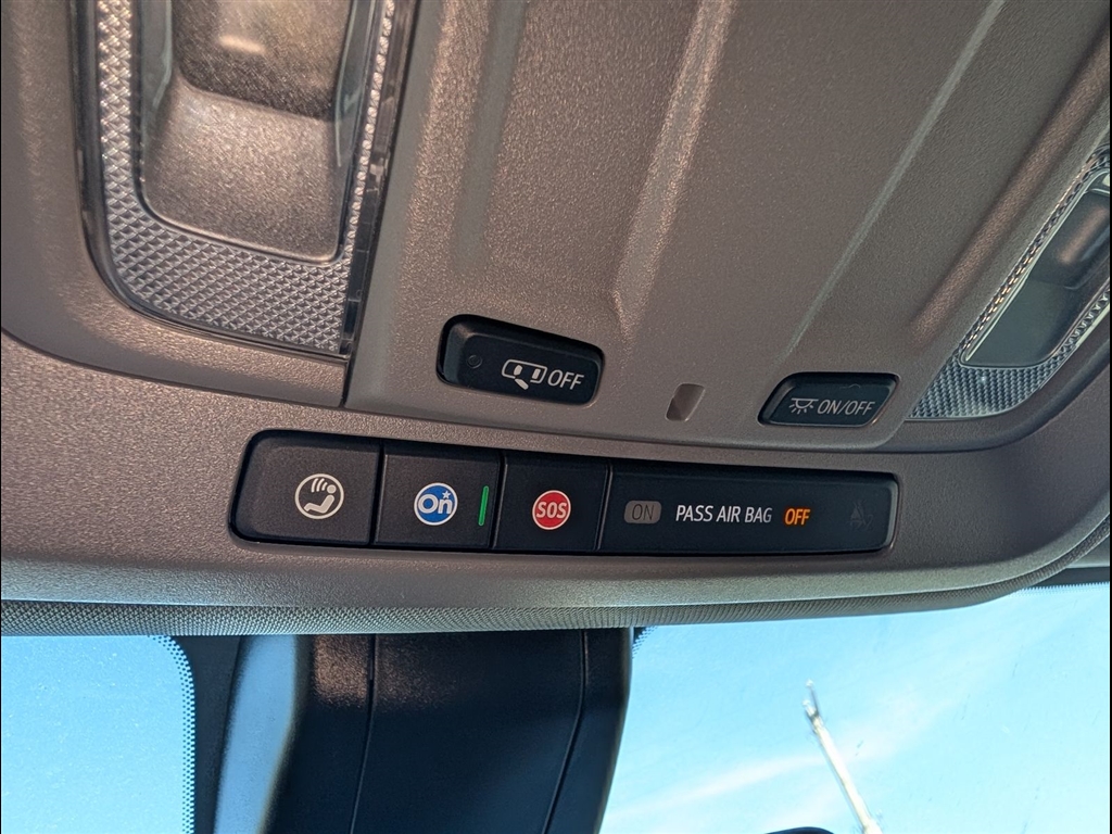 Used 2023 Summit White Chevrolet Custom image 20