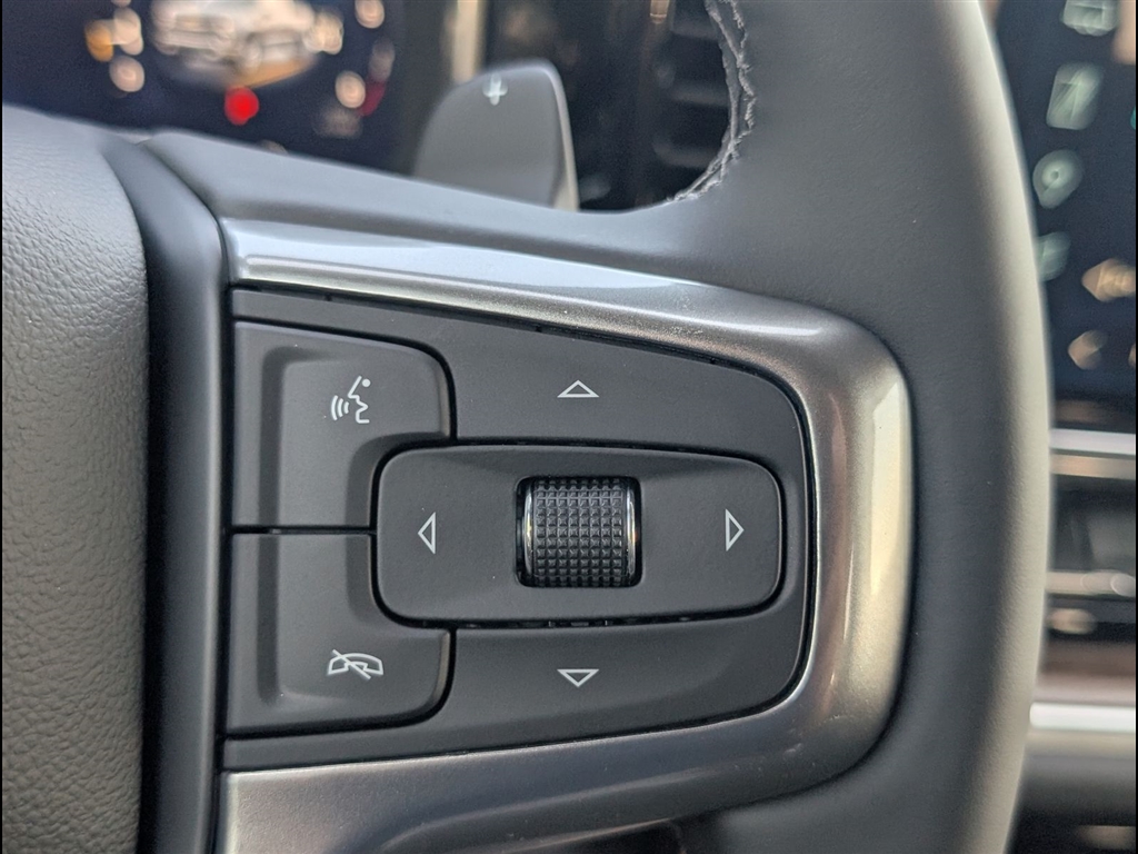 New 2026 Sterling Gray Metallic Chevrolet LT image 20