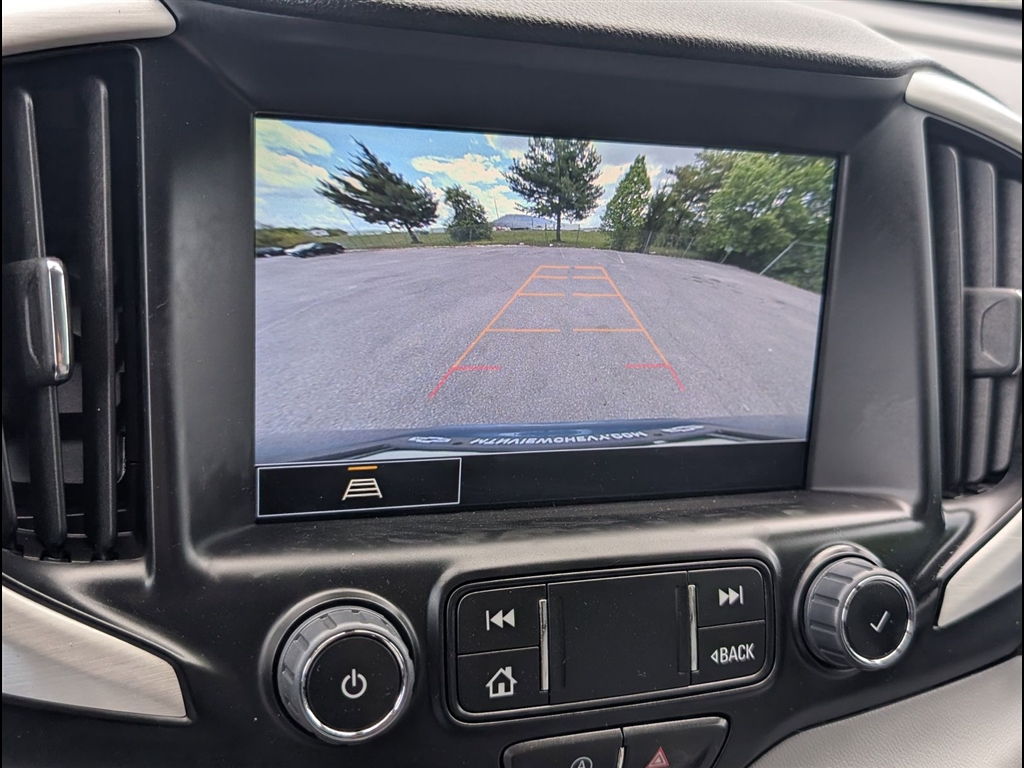 Used 2024 Riptide Blue Metallic GMC SLE image 20