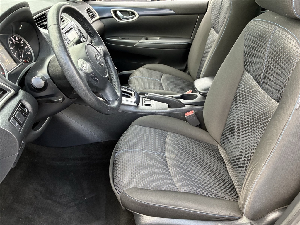 Used 2018 Gun Metallic Nissan SR image 20