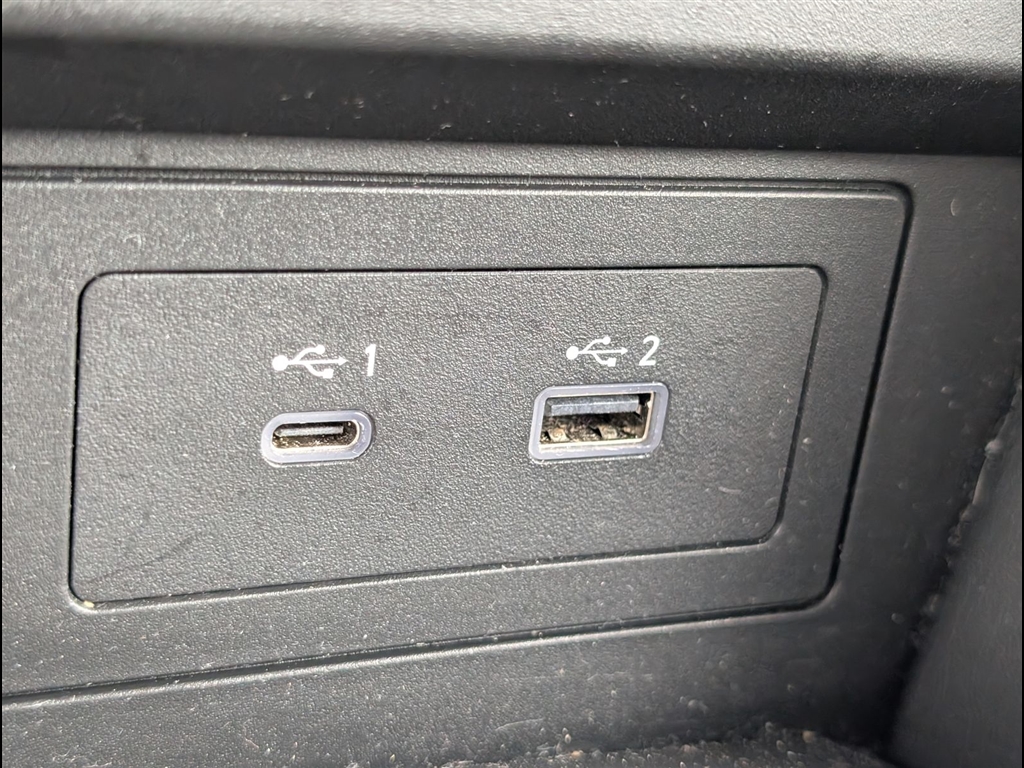 Used 2023 Super Black Nissan SL image 20