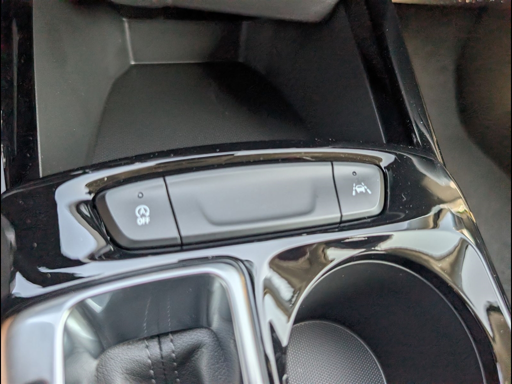 New 2026 Summit White Chevrolet LT image 20