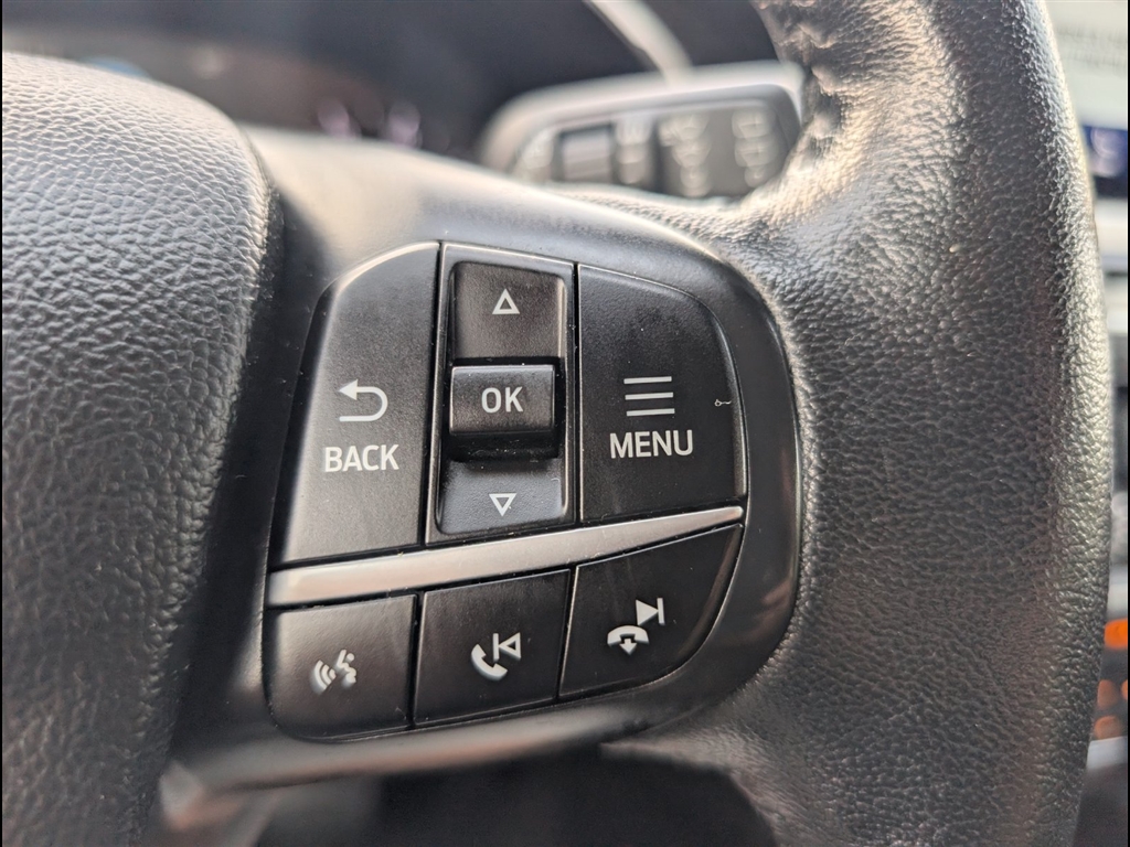 Used 2020 Agate Black Ford SEL image 21