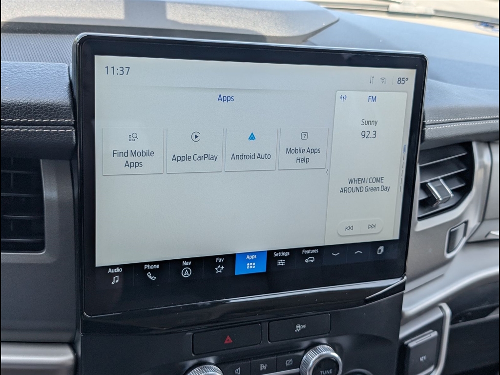 Used 2022 Oxford White Ford XLT image 21