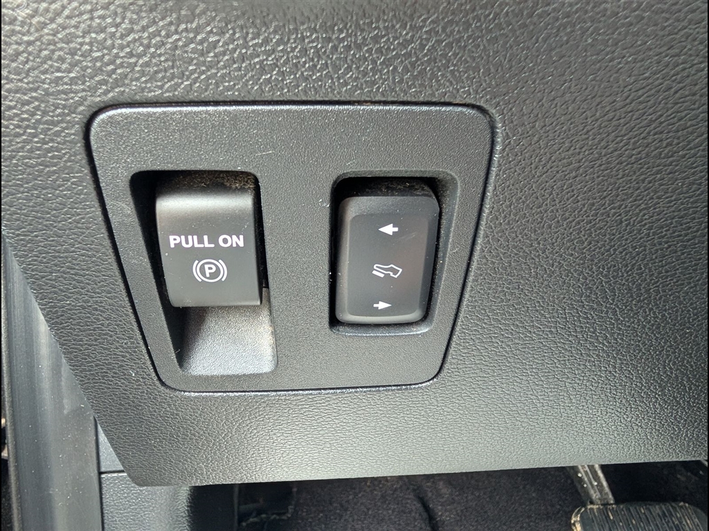 Used 2020 Magnetic Ford XLT image 21