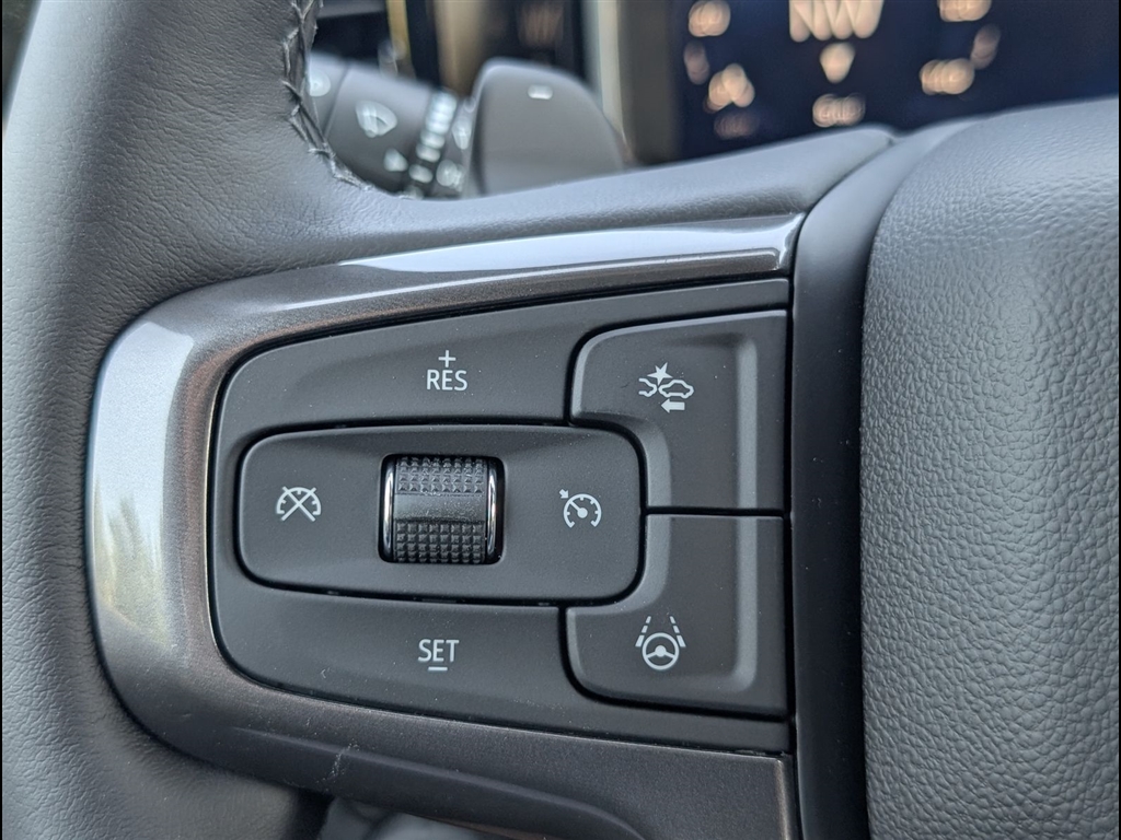 New 2026 Polar White Tricoat Chevrolet High Country image 21