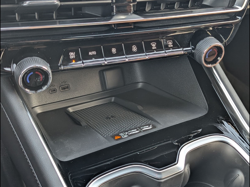 New 2027 Sterling Gray Metallic Chevrolet Z71 image 21