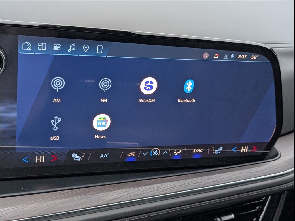 New 2026 Summit White Chevrolet LT image 21