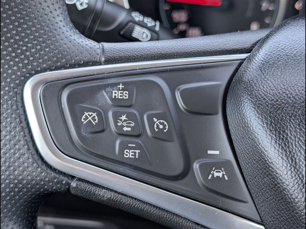 Used 2022 Iron Gray Metallic Chevrolet LT image 21