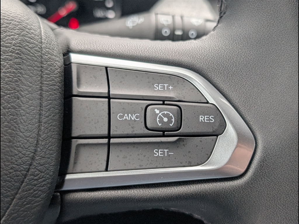 Used 2024 Bright White Clear Coat Jeep Latitude image 21