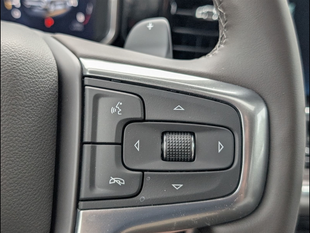 New 2026 Polar White Tricoat Chevrolet LTZ image 21