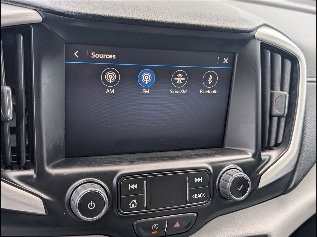 Used 2024 Riptide Blue Metallic GMC SLE image 21