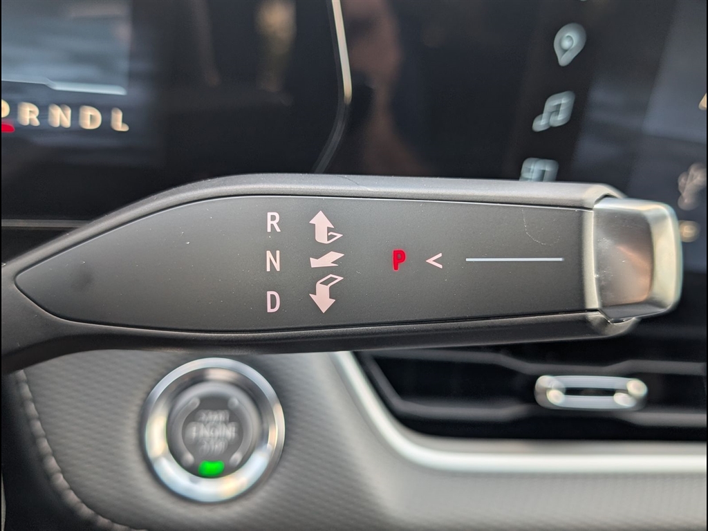 New 2027 Radiant Red Tintcoat Gnt Chevrolet LT image 21